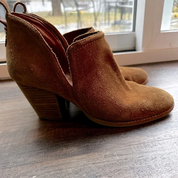 Jeffrey Campbell Brown Rosalee Round Toe Ankle Boot size 9.5 - Picture 2 of 10